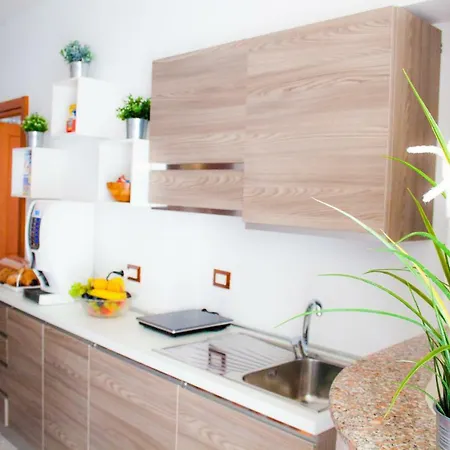 לינה וארוחת בוקר A Casa Di Amici