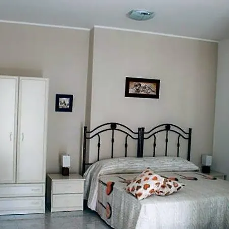 A Casa Di Amici Bed & Breakfast Toritto