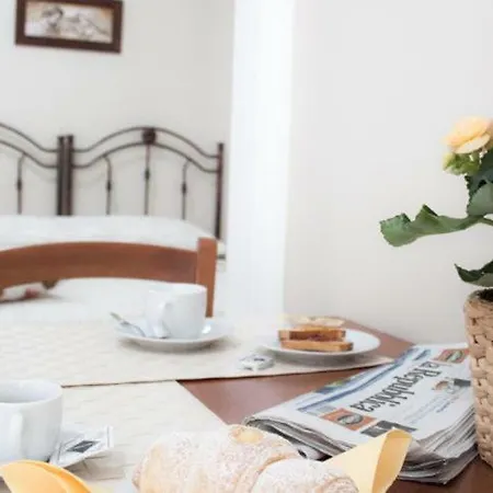 A Casa Di Amici Couette-café 3*