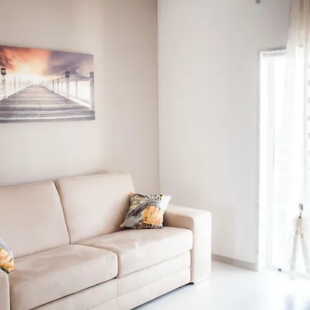 فندق مبيت وإفطار A Casa Di Amici Toritto